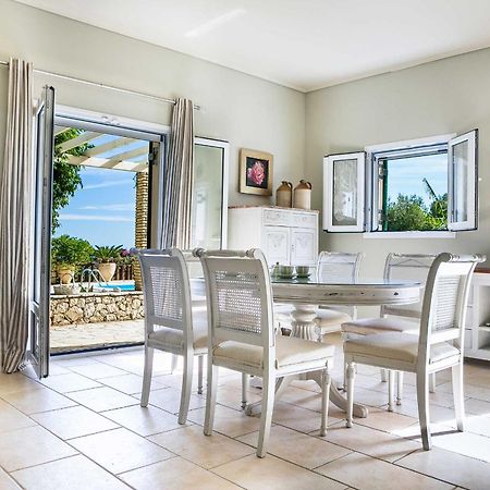Villa Aspasia Mavrata Esterno foto